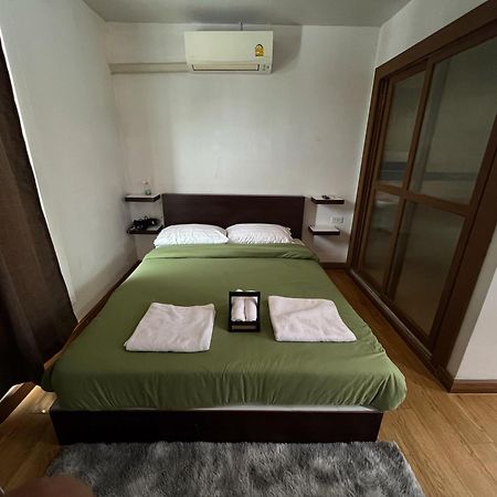 Bud Brew Beyond Dispensary And Hotel Bangkok Buitenkant foto