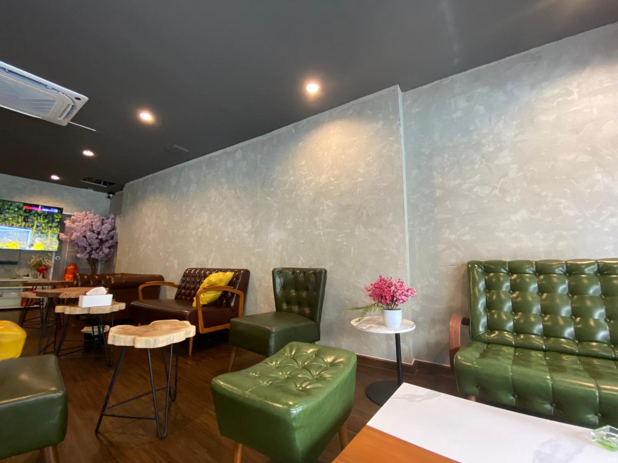 Bud Brew Beyond Dispensary And Hotel Bangkok Buitenkant foto