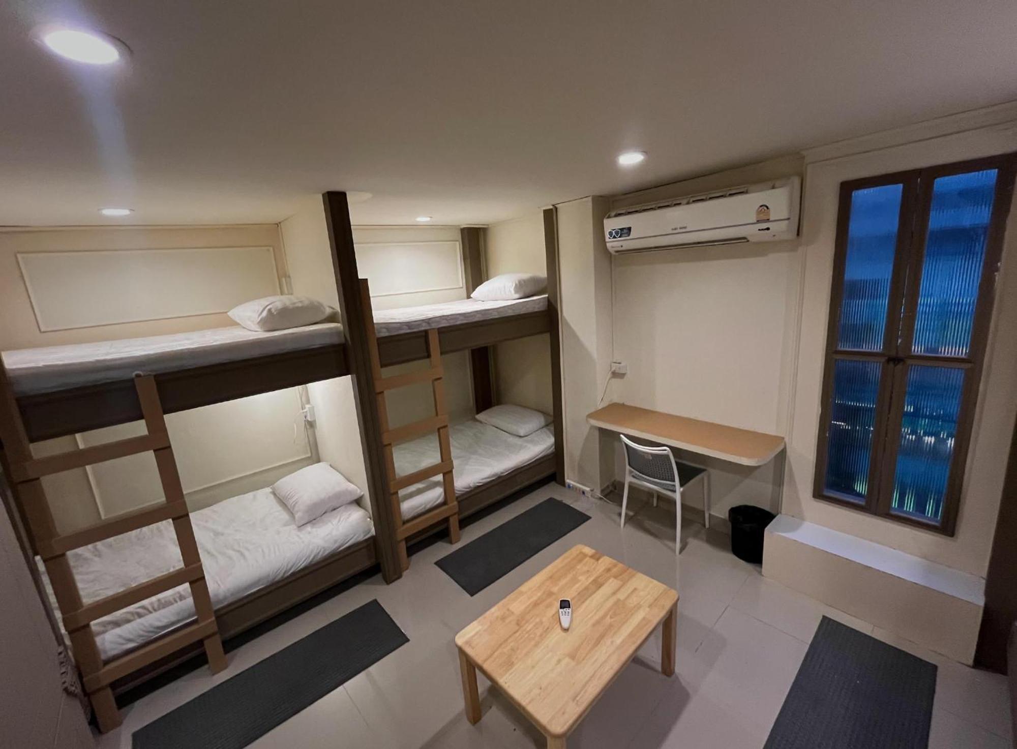 Bud Brew Beyond Dispensary And Hotel Bangkok Buitenkant foto